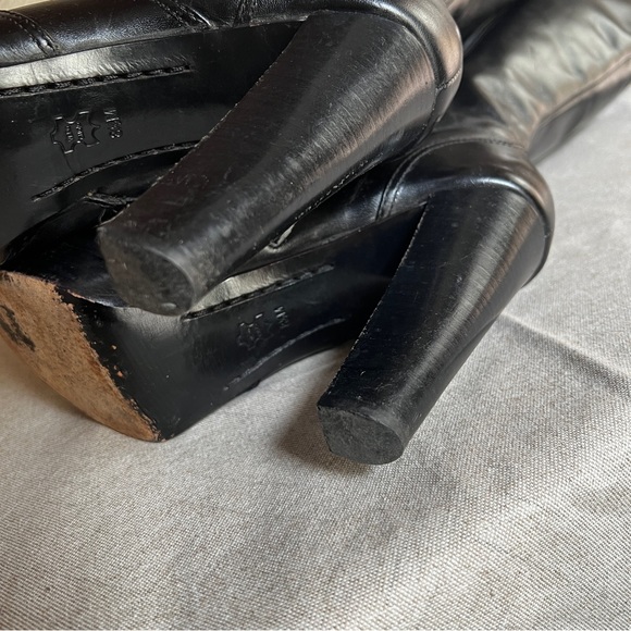 Michael Kors platform boots - Picture 3 of 9